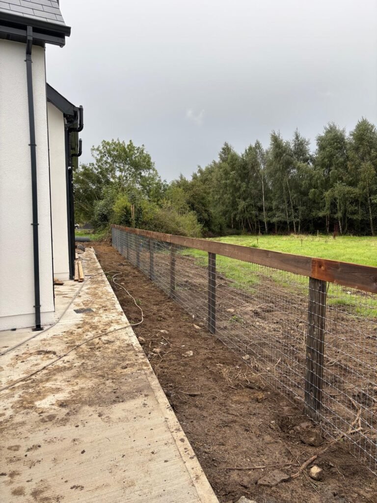 Residential Fencing bdcca360 bccf 43ff 9225 2a689af9d101